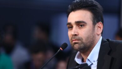 گفتگوی تصویری صبا با: رضا محقق گفتگوی تصویری صبا با: رضا محقق
