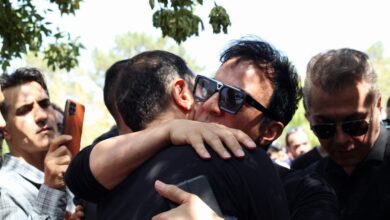 مراسم تشییع پیکر آرش میراحمدی مراسم تشییع پیکر آرش میراحمدی