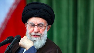 رهبر انقلاب: شعر فارسی باید پیام دینی ملت ایران را منتقل کند رهبر انقلاب: شعر فارسی باید پیام دینی ملت ایران را منتقل کند